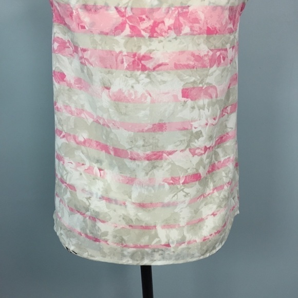 ELLE Flutter Cap Sleeves Striped Floral Blouse - Picture 9 of 14